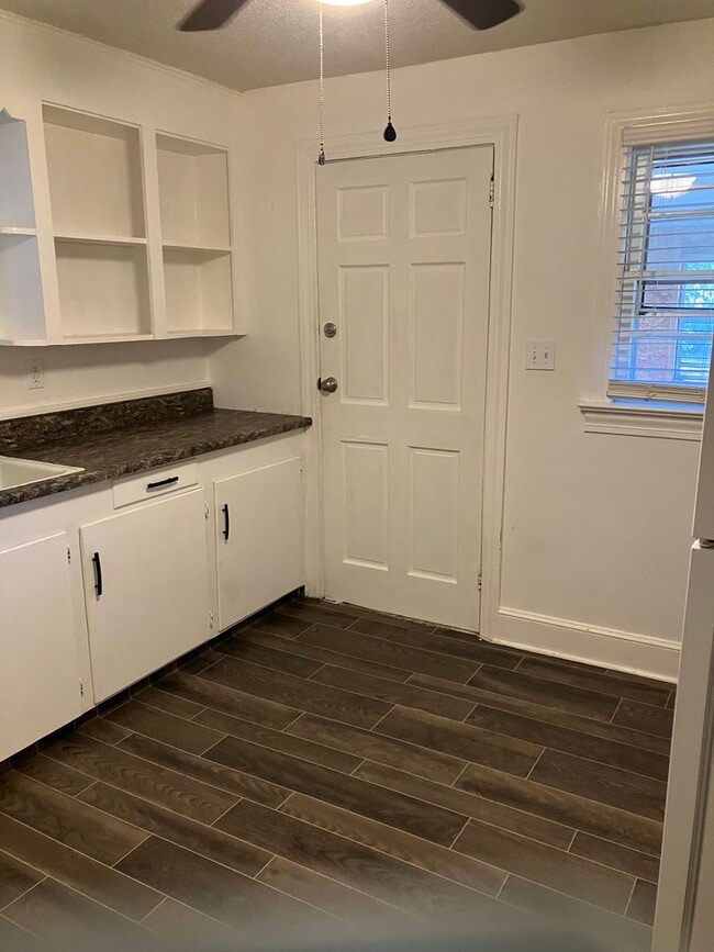 Photo - 2 Bed / 1 Bath House Close to Town