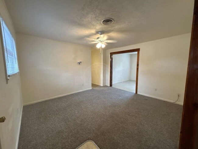 Photo - 2134 Circle Dr