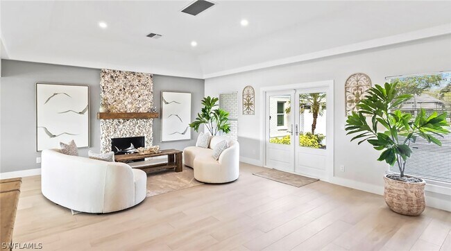 Photo - 440 Kingstown Dr