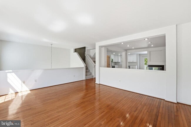 Photo - 2709 Baronhurst Dr