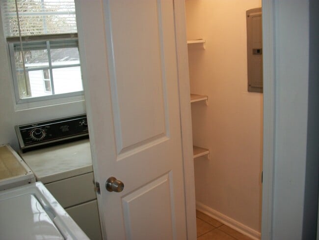 Photo - 6429 Dove St