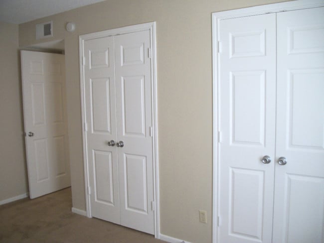 Pine Wood Apartments