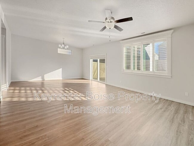 Photo - 2337 E Danzee Dr