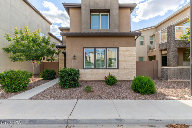 Photo - 1310 N Zane Dr Casa