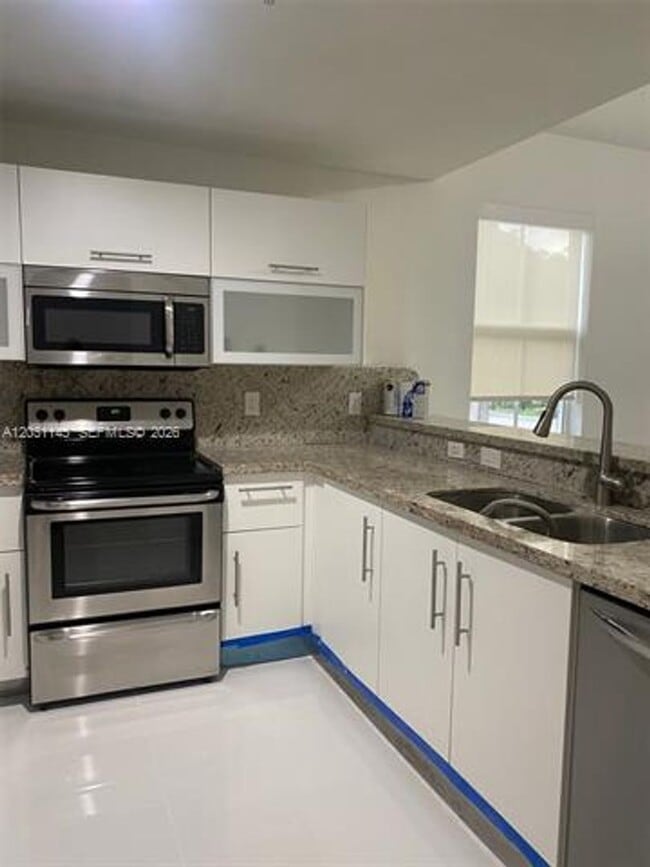 Photo - 11201 NW 83rd St Unit 11201 NW 83rd St # 202