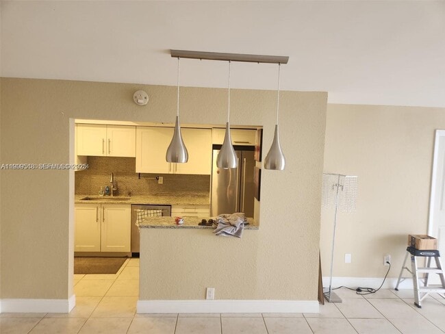 Building Photo - 18071 Biscayne Blvd Unit 602