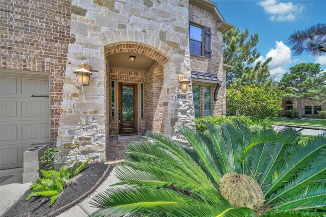 17506 Mineral Bluff Ln