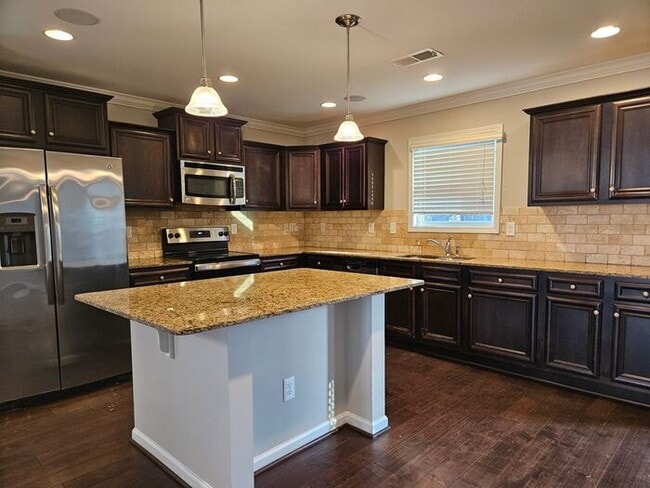 Photo - 513 Colony Lakes Dr