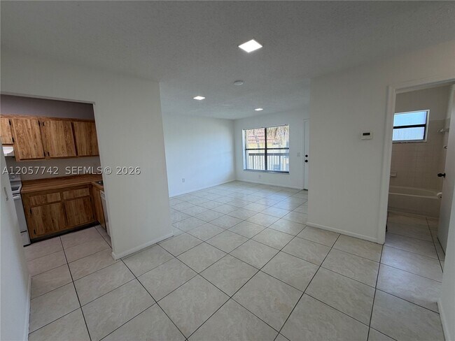 Photo - 411 NW 100th Pl Unit 201
