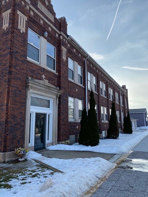 Photo - 301 W Main St