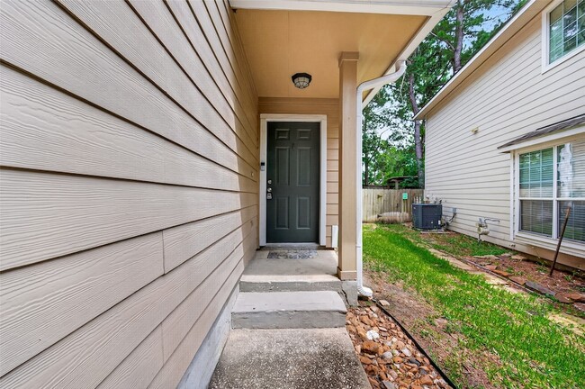 Photo - 54 Blue Creek Pl