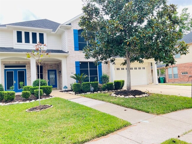 Building Photo - 6207 Harrison Ct