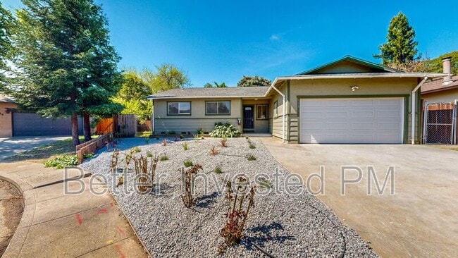 Photo - 570 Pomo Dr