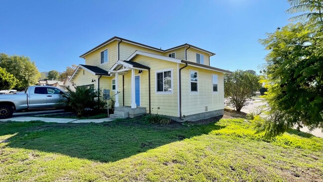 6 Bedroom, 4 Bathroom House by Cal Poly - 6 Bedroom, 4 Bathroom House by Cal Poly