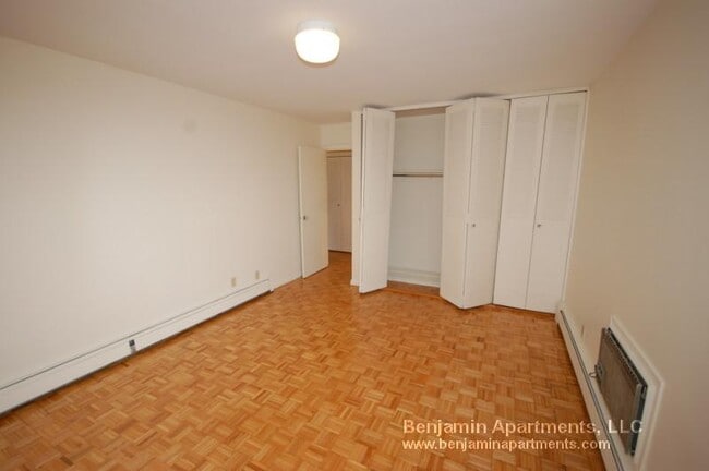 Photo - 125 Chiswick Rd Unidad 414