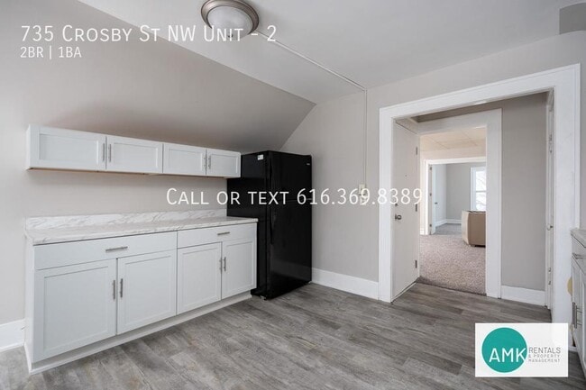 Photo - 735 Crosby St NW Unit 2