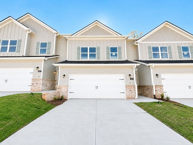 Building Photo - Welcome to Orchard Reserve!