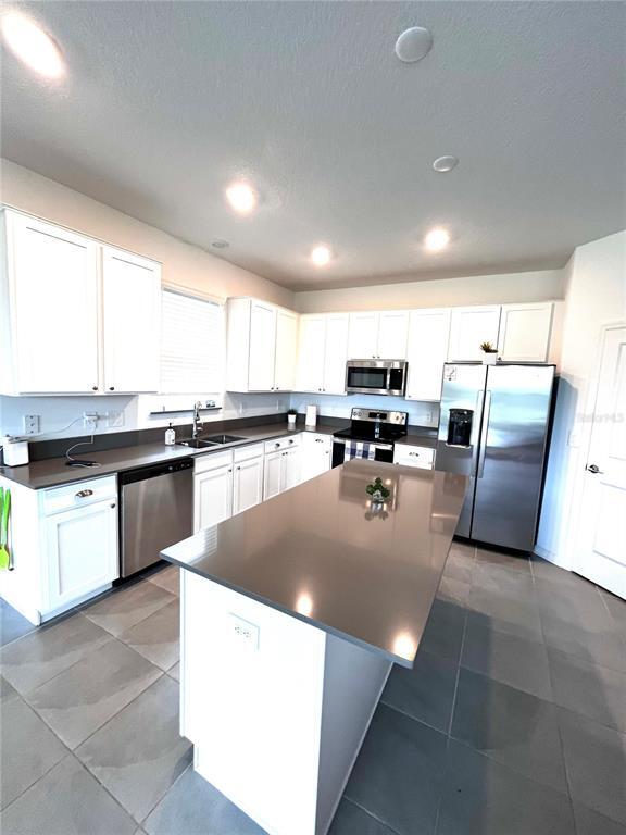 Photo - 832 Daring Dr