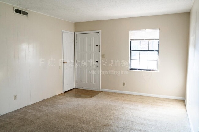 Photo - 1828 Lively Rd