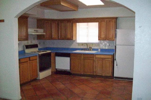 Photo - 1018 W 12th Pl