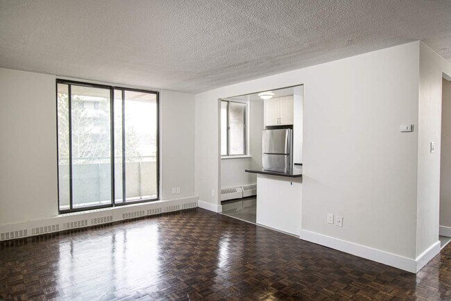 Photo - 265 Westwood Rd