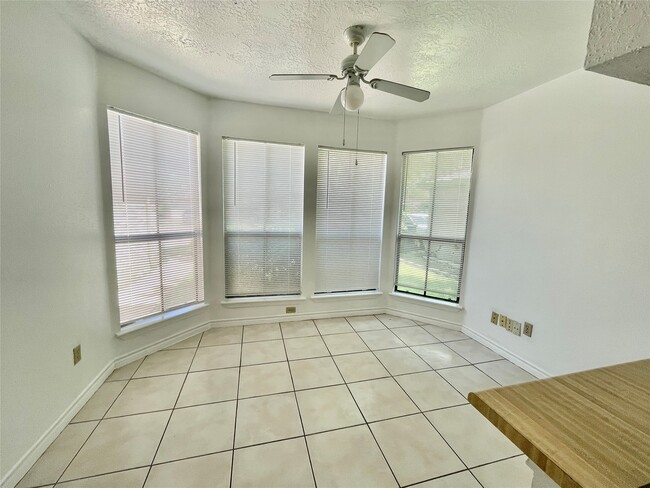 Photo - 7014 Caladero Dr