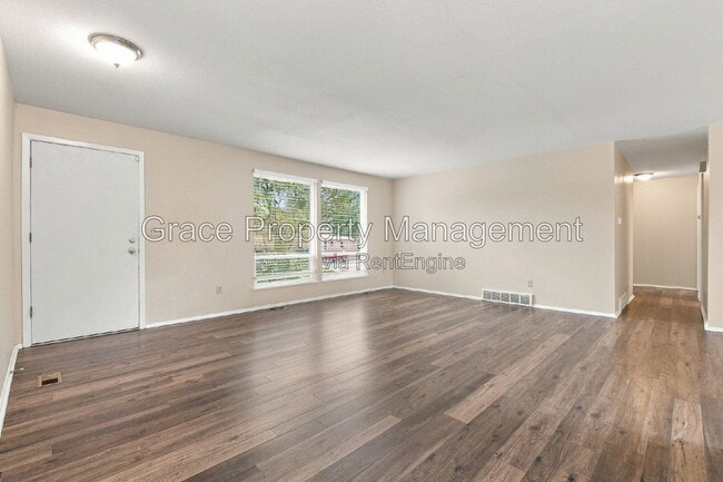 Photo - 11565 Monroe St
