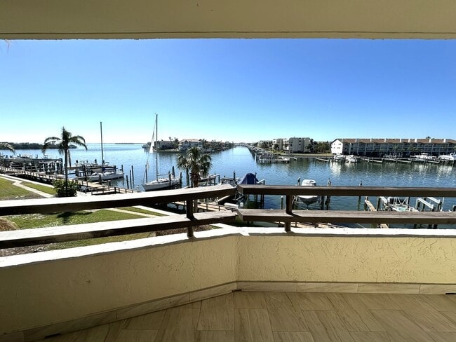 Photo - Gorgeous Updated Tierra Verde Annual Unfurnished Waterfront Condo 2/2 w/Garage Unit 209