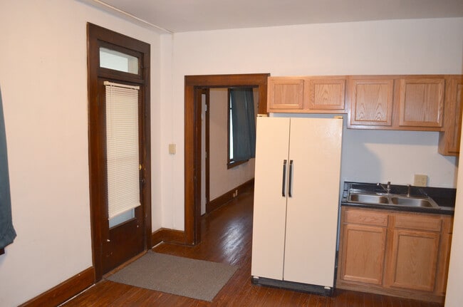 Photo - 3 Jacobs Ave Unit B