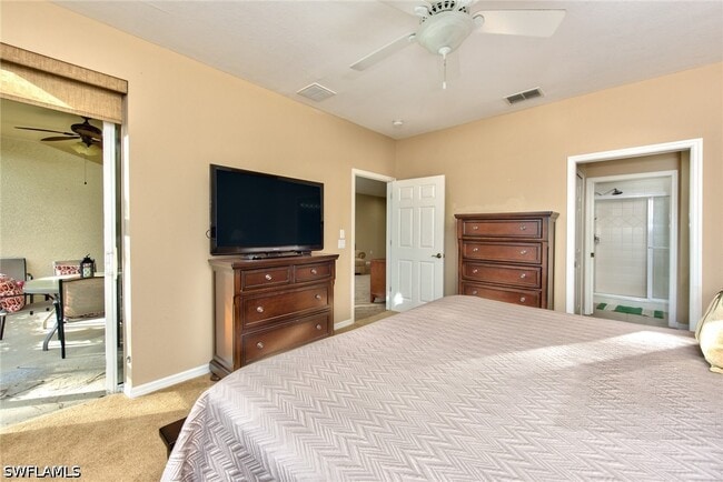 Building Photo - 20081 Seagrove St Unit 902