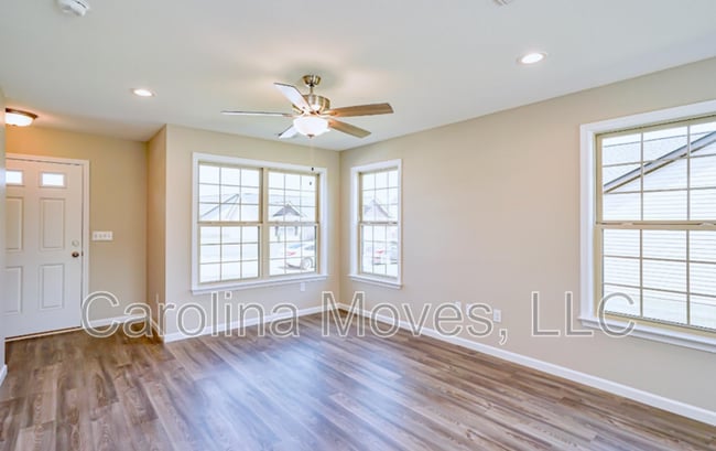 Photo - 276 Lockeland Park Dr