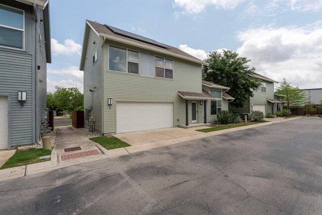 Building Photo - 301 W Stassney Ln