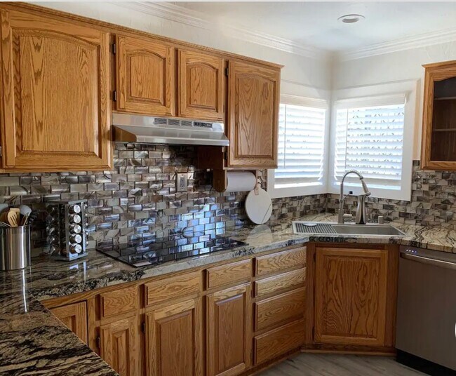 1016 Bracken Ave Unit 1016 Bracken Ave (2)