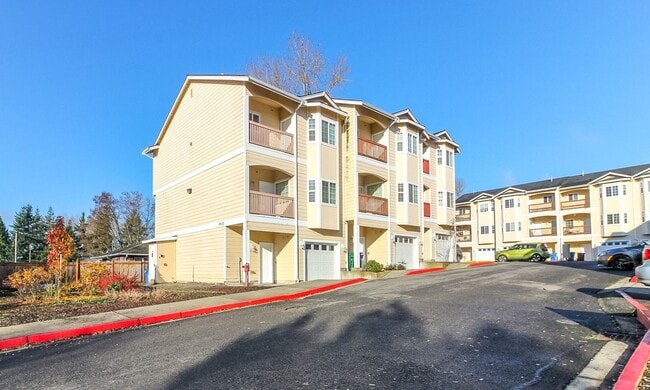 Cabiao Townhomes