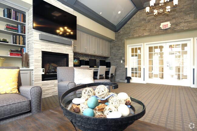 Salón social - The Ponds at Jackson Twenty-One