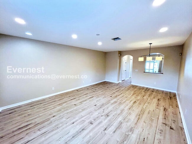 Photo - 16351 Swan View Cir