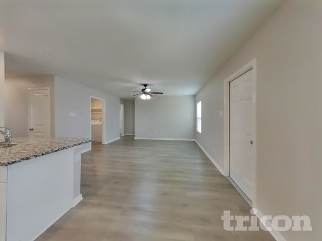 Photo - 10122 Cerritos dr