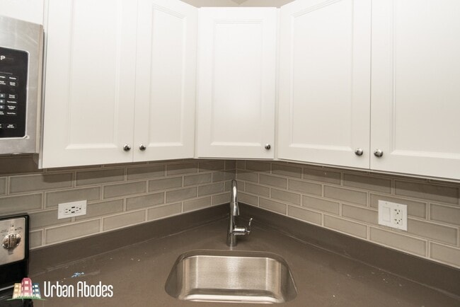 Photo - 818 W Lakeside Pl Unit A00C