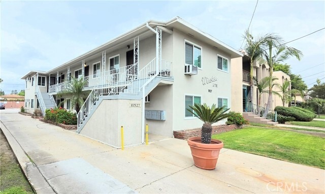 Photo - 10527 Western Ave Unidad 3