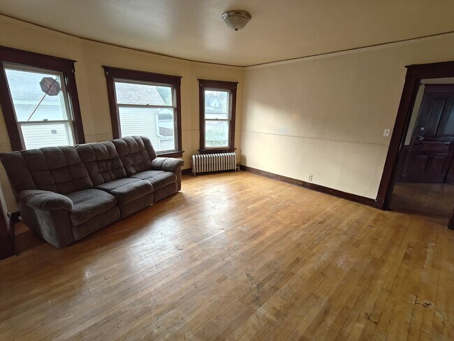 Photo - 1118 S 14th St Unit 1118 S 14th St Upper