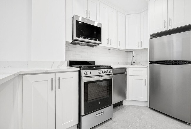 Photo - 27 W 84th St Unit 2FW