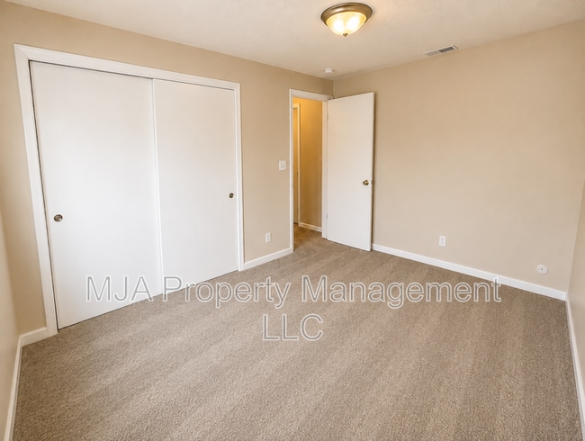 Photo - 4642 S Arlington Park Dr Unidad 04