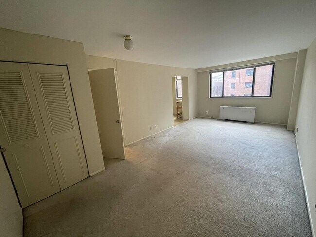 Photo - 1420 N St NW