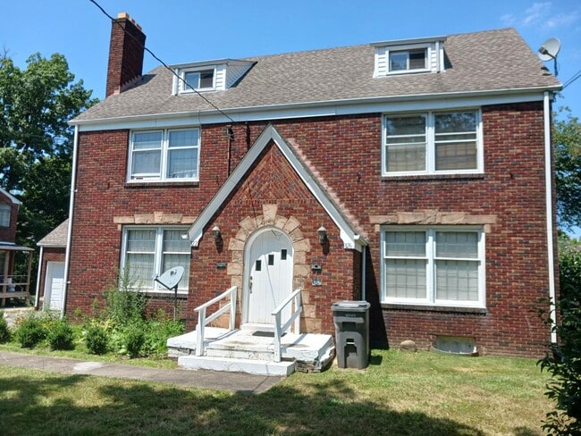 Photo - 322 E Midlothian Blvd