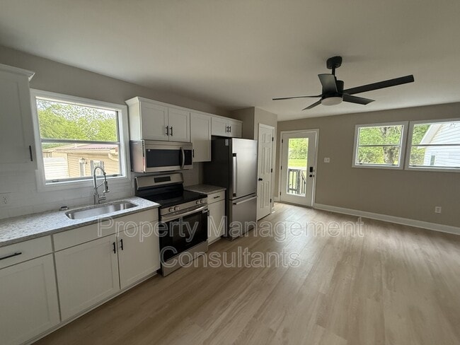 Photo - 789 Little Cove Rd