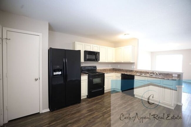 Photo - Beautiful 3 bed / 2 bath home with fenced back yard - Nettleton!!