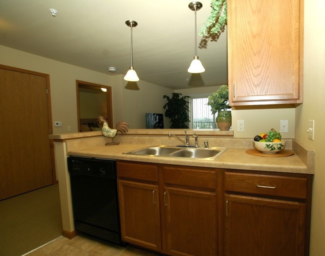 Photo - Celebre Place