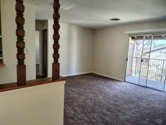 2401 Christmas Tree Ln Unit 013