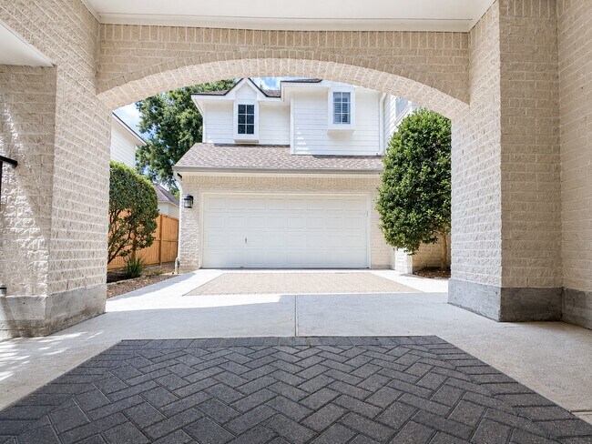 Photo - 18 Doeskin Pl