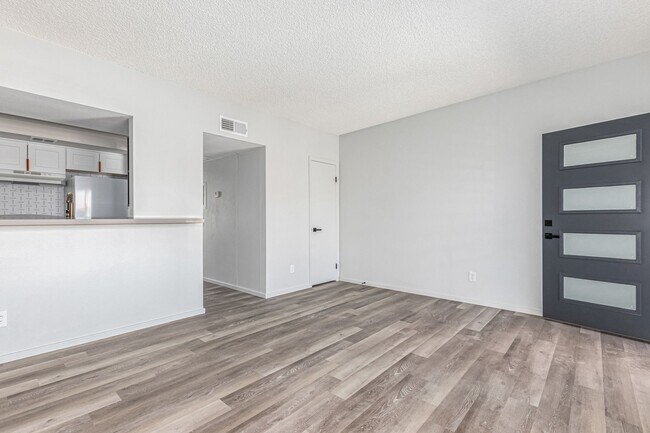 Photo - Venture on 36th St